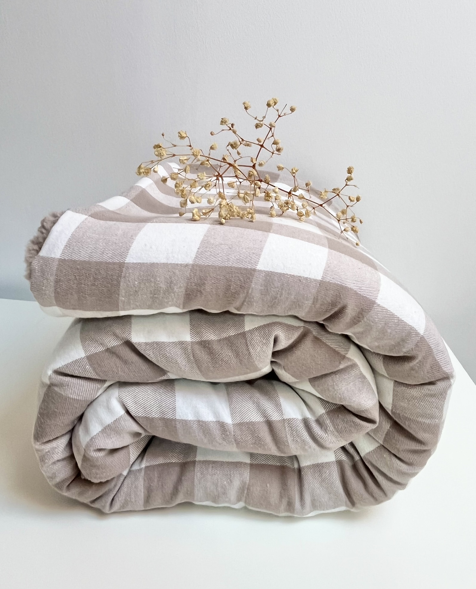 Manta Valeria pequeña Cuadros tostados